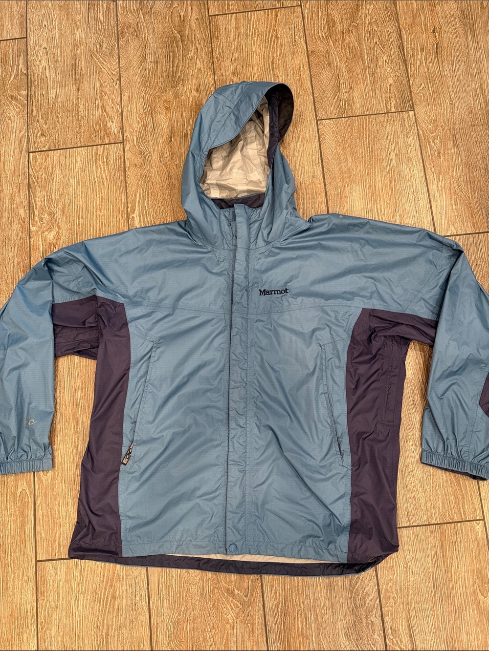 Marmot Hooded Lightweight Rain Jacket in Light Blue and Navy
